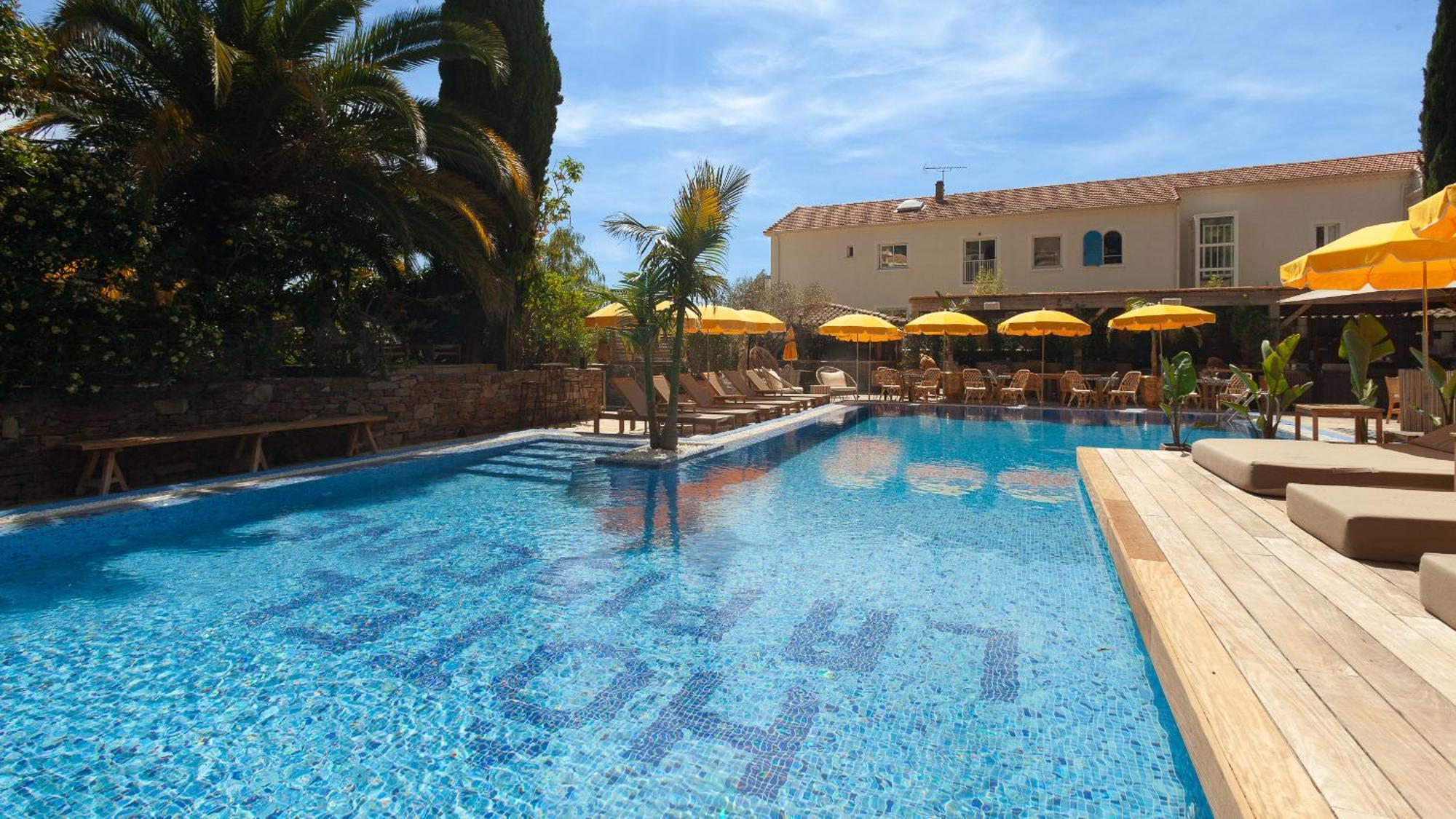 לה לבאנדו Hotel La Piscine מראה חיצוני תמונה